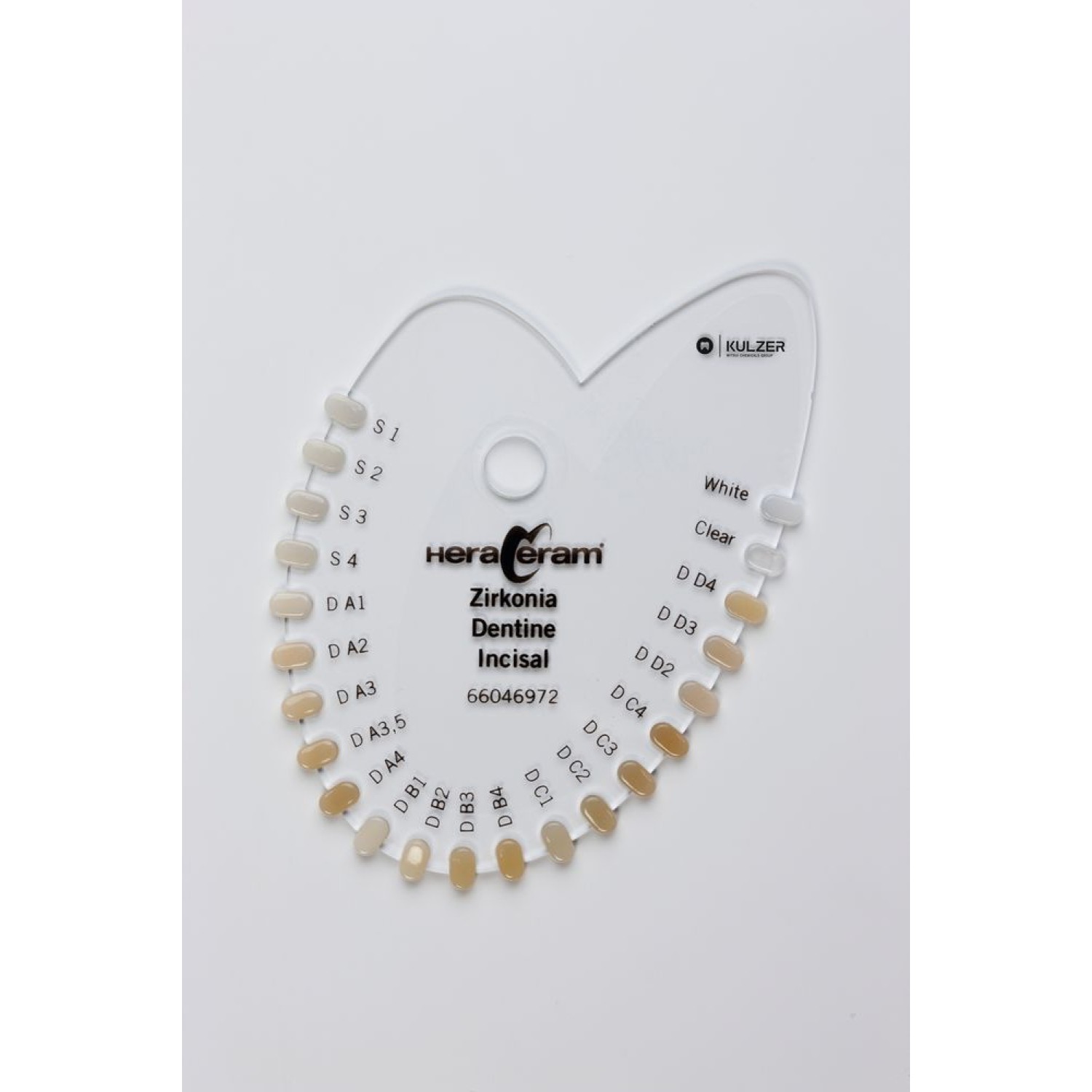 Heraceram Zirconia - за инкрустиране на конструкции от циркония Dentin-Inzisal set