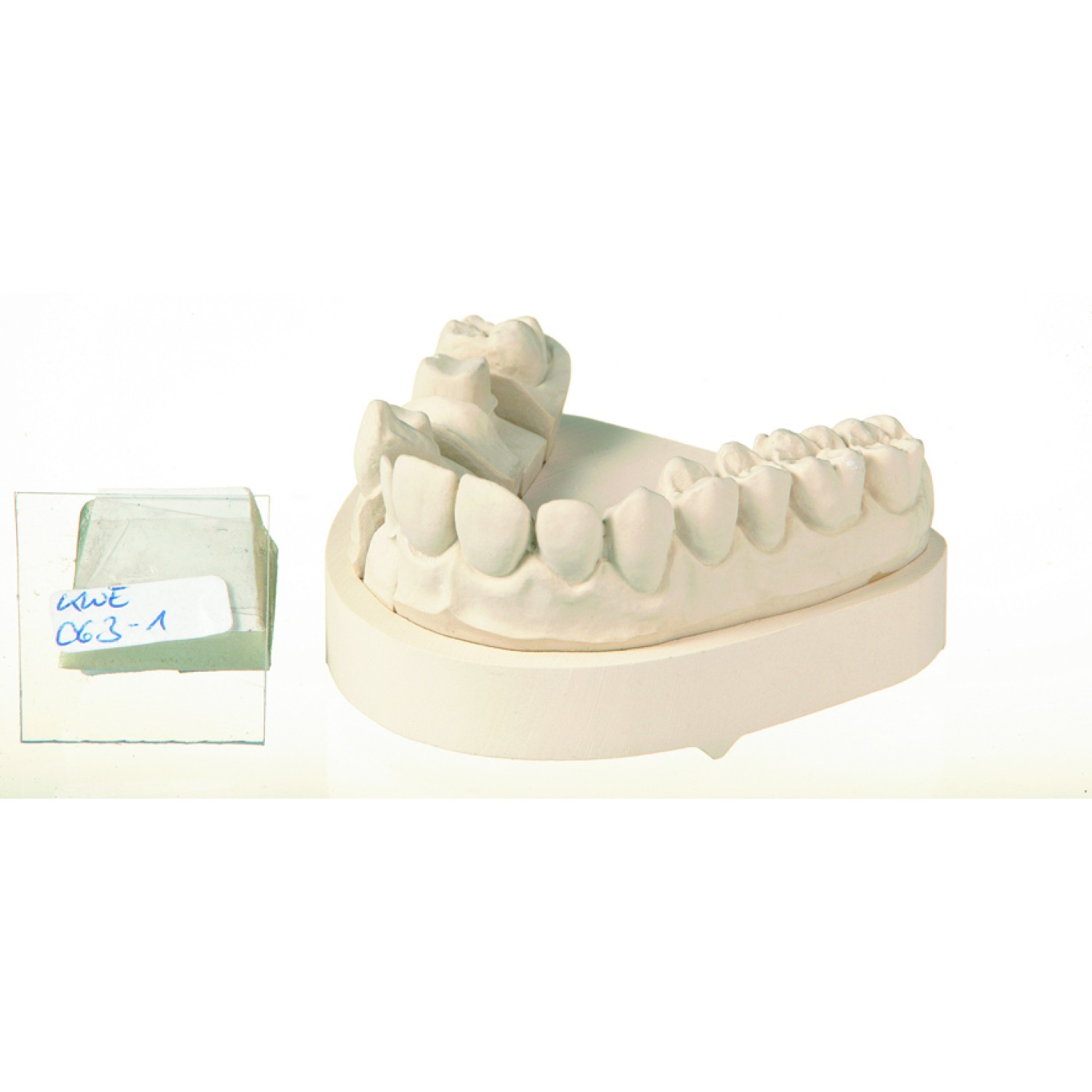 Moldastone CN - висококачествен гипс тип IV - 4.5kg светлокафяв