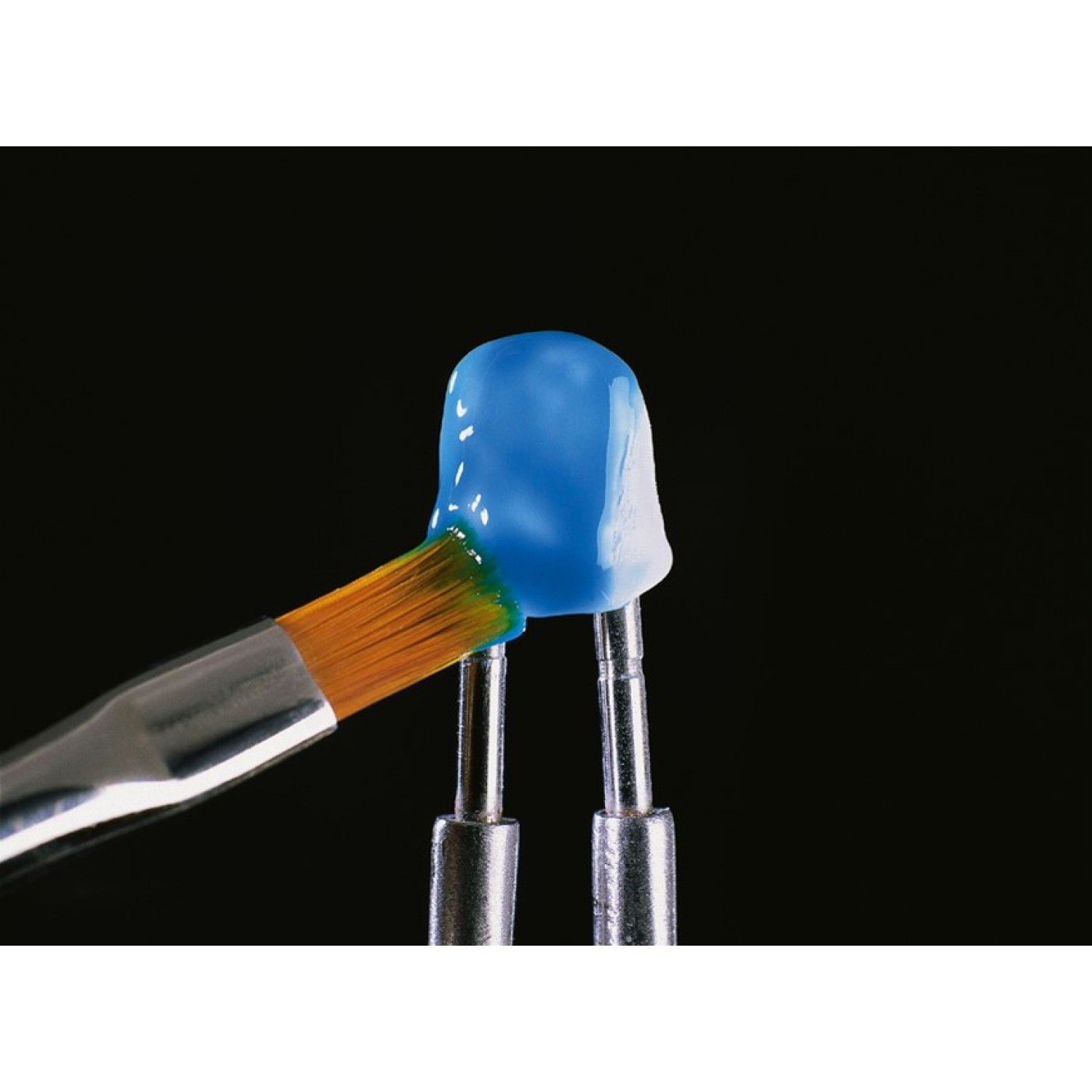 Heraceram Zirconia - за инкрустиране на конструкции от циркония Zirconia adhesive